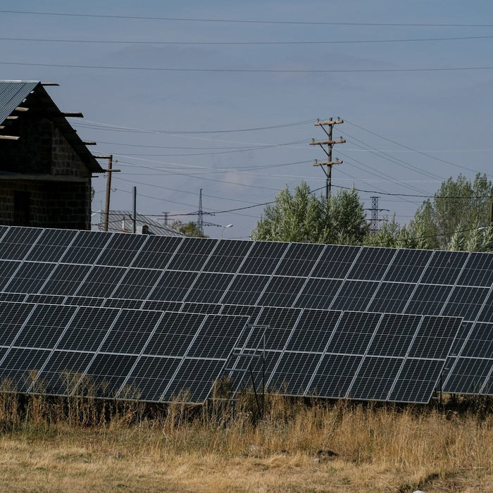 Modern Solar Fence Lights: Illuminate Your Property with Style and Efficiency